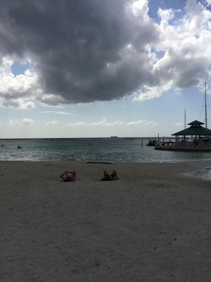 Terraza Del Caribe Aparthotel Бока Чика Екстериор снимка
